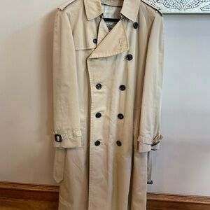 Men’s Classic Burberry Trench Coat